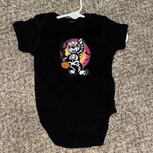 Buc-EE’s Halloween onesie